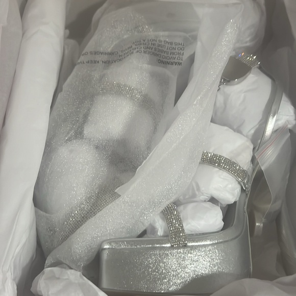 CULT GAIA SOLD OUT ELODIE SILVER PLATFORM SANDAL SIZE 8.5 - Picture 7 of 16